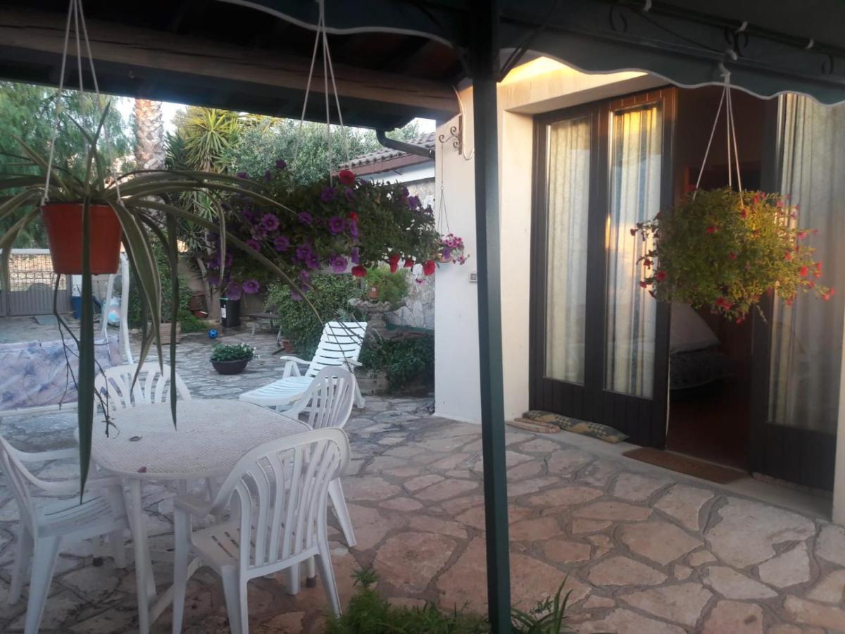 Villetta Santa Maria Al Bagno Exterior photo